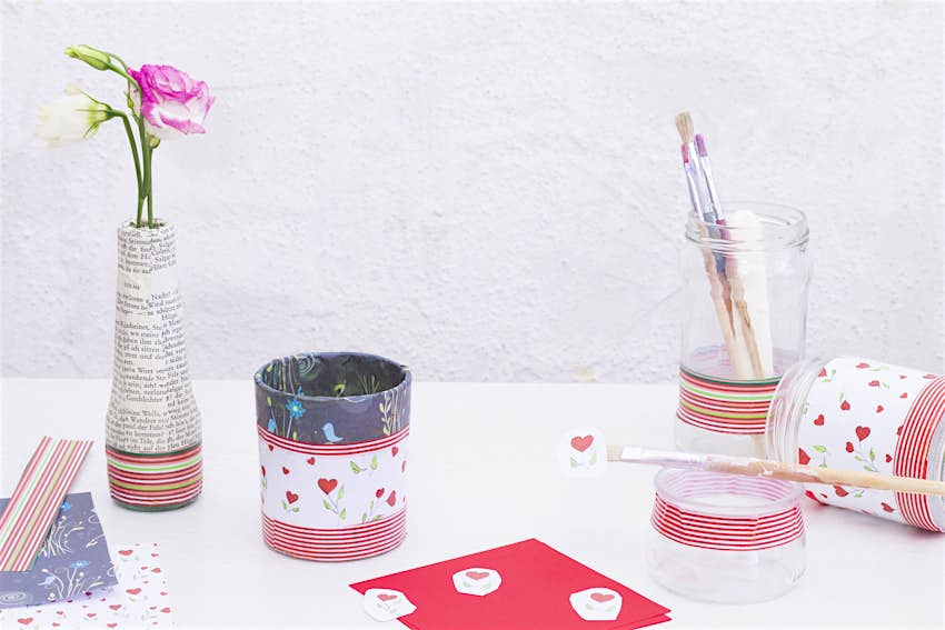 Decorate glasses with decoupage