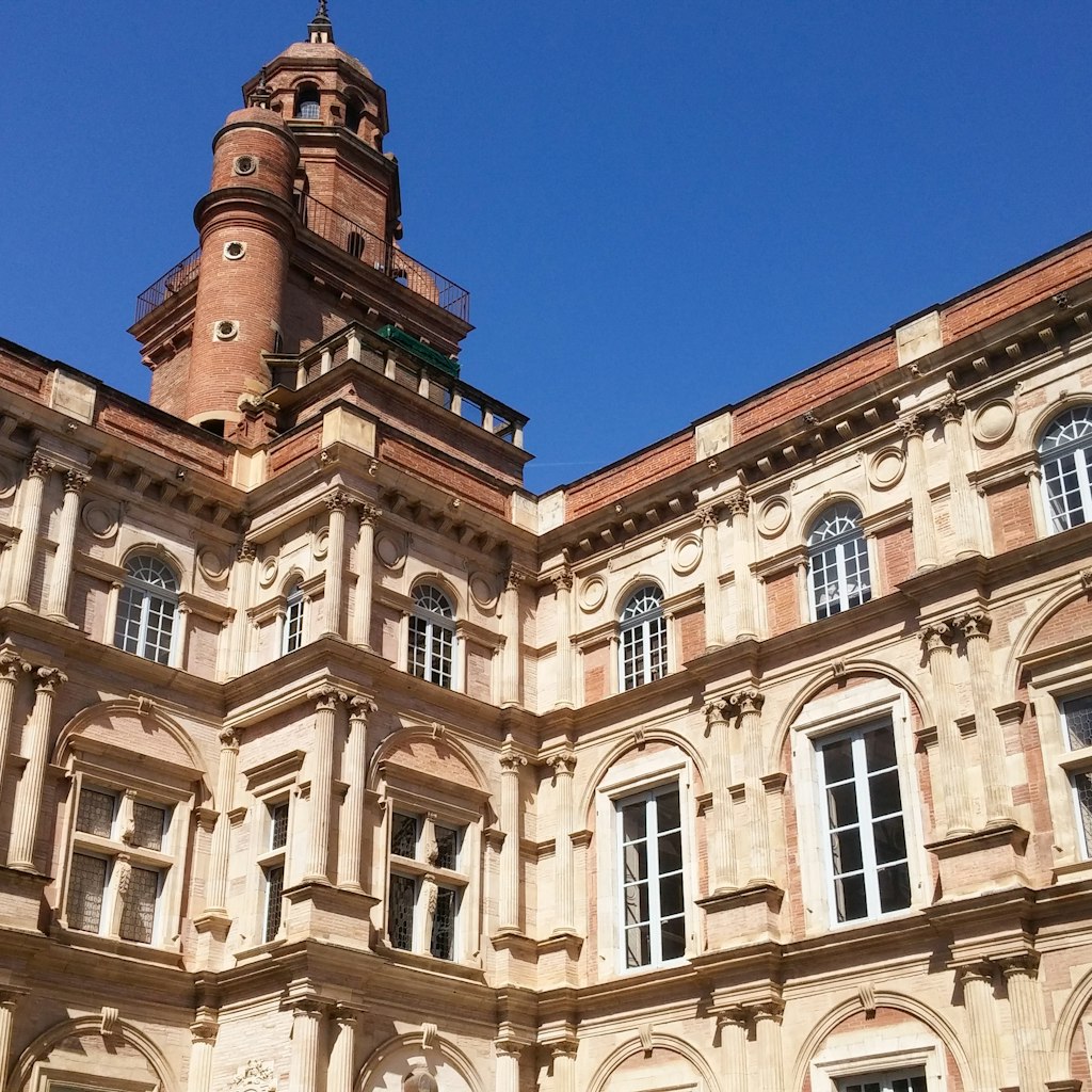 Hôtel d'Assézat is among the finest hôtels particuliers in Toulouse.