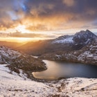 Y Lliwedd Mountain, at sunrise, Snowdonia