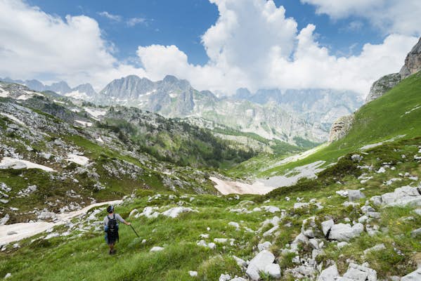 呪われた山がヨーロッパで最も誤解されている地域である理由を発見する