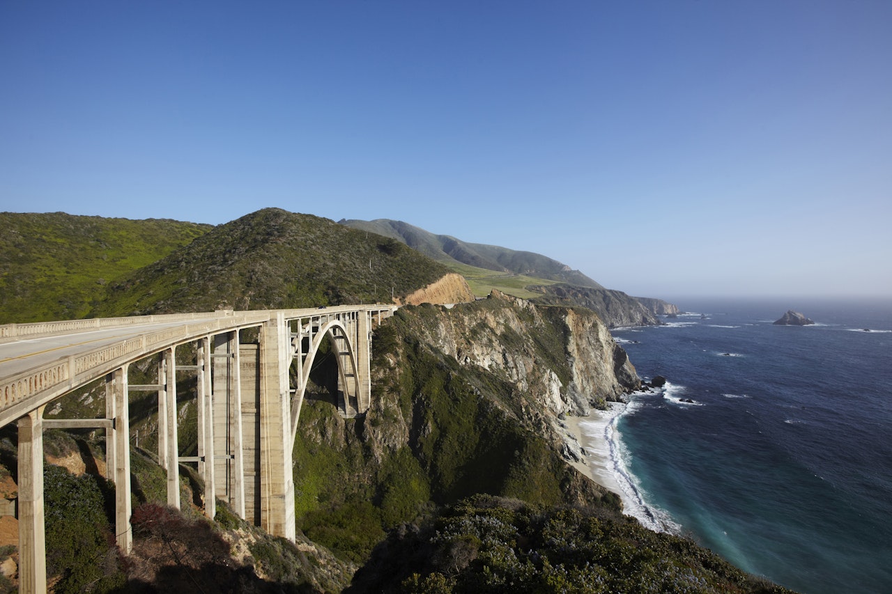 Plan a drive on America's most iconic road trips