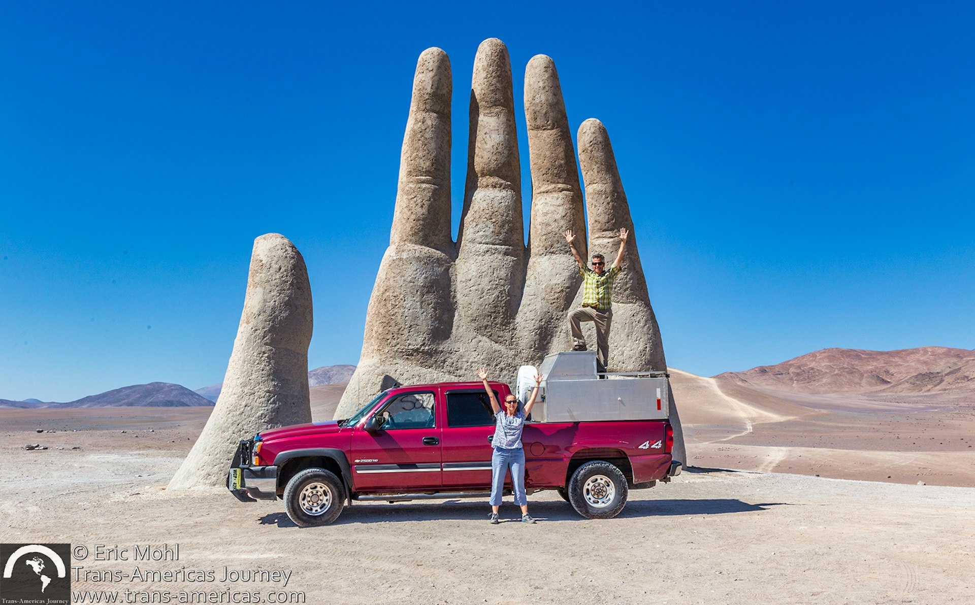 Mano-del-Desierto-Chile