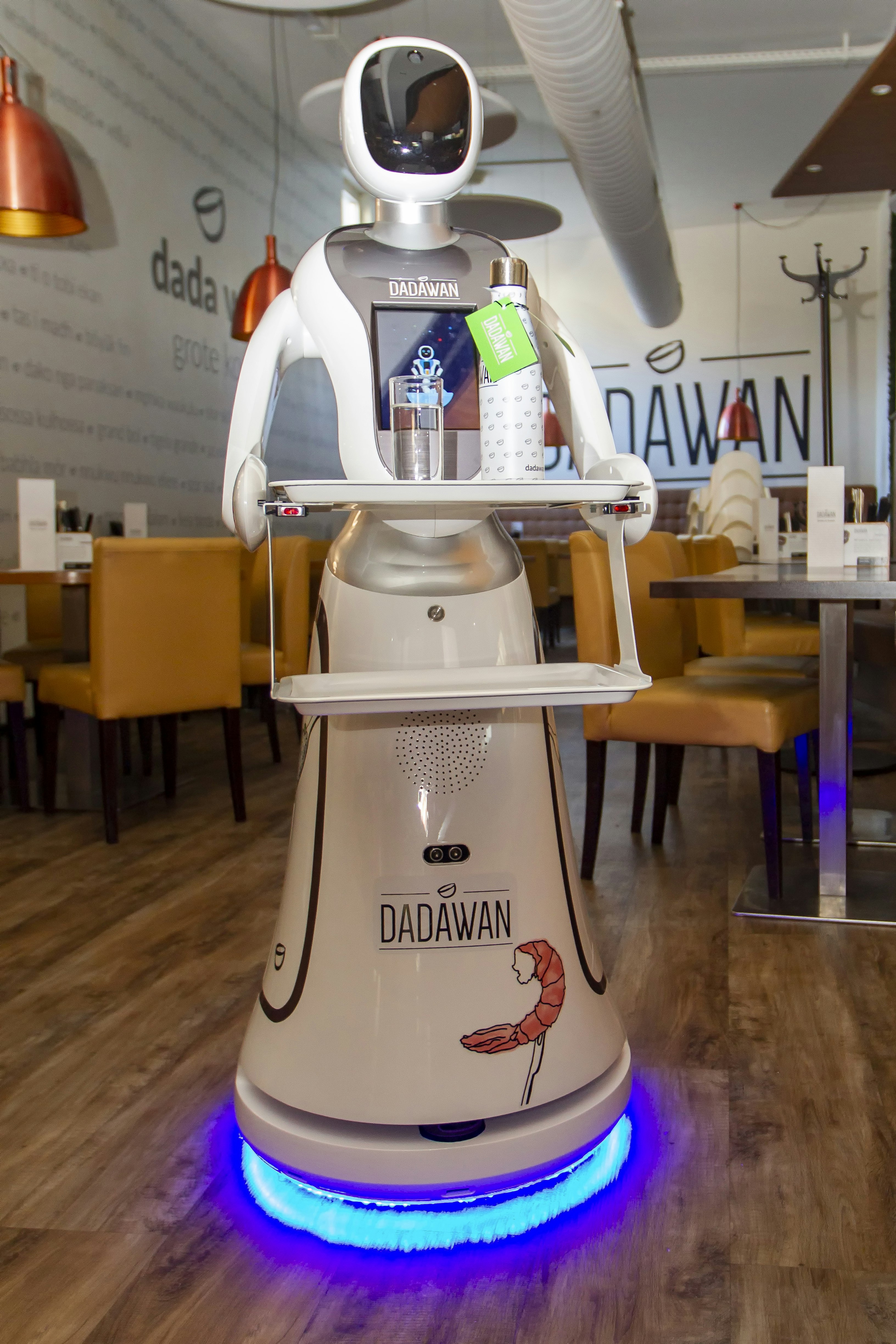 Robots used in restaurant Dadawan in Maastricht