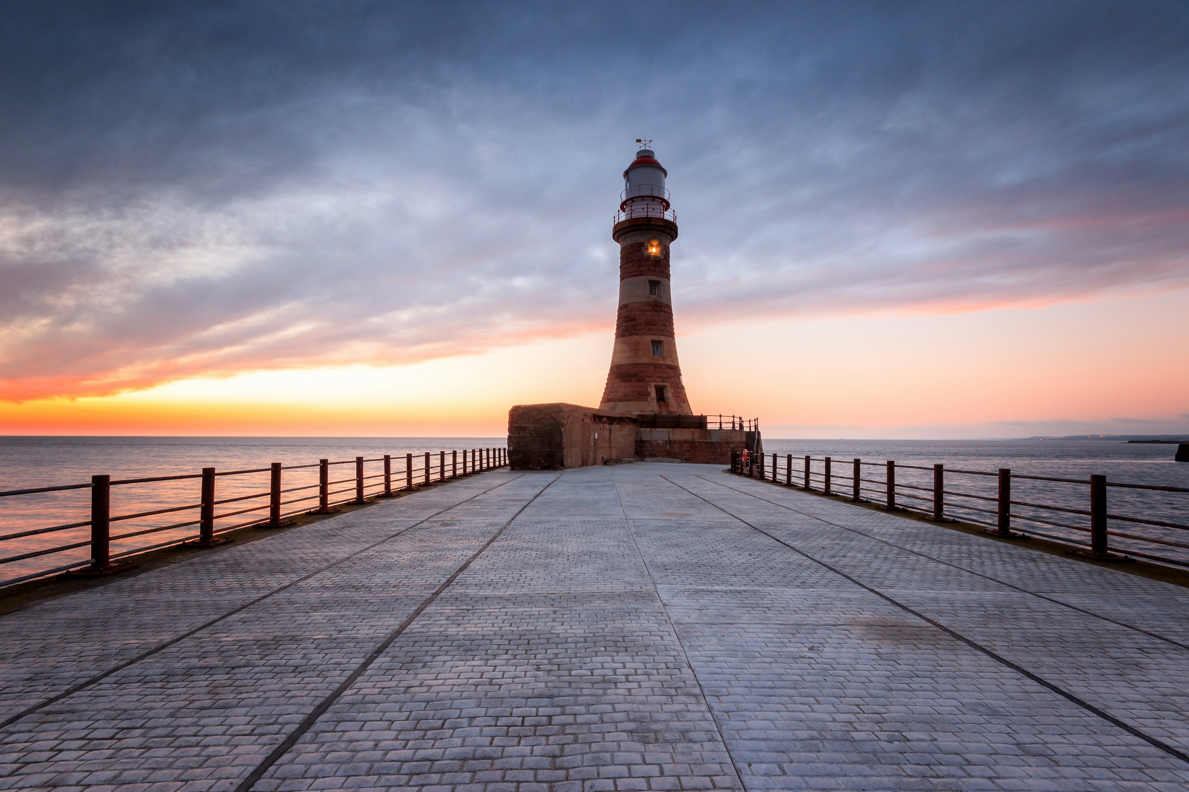 Roker Pier and Lighthouse.jpg