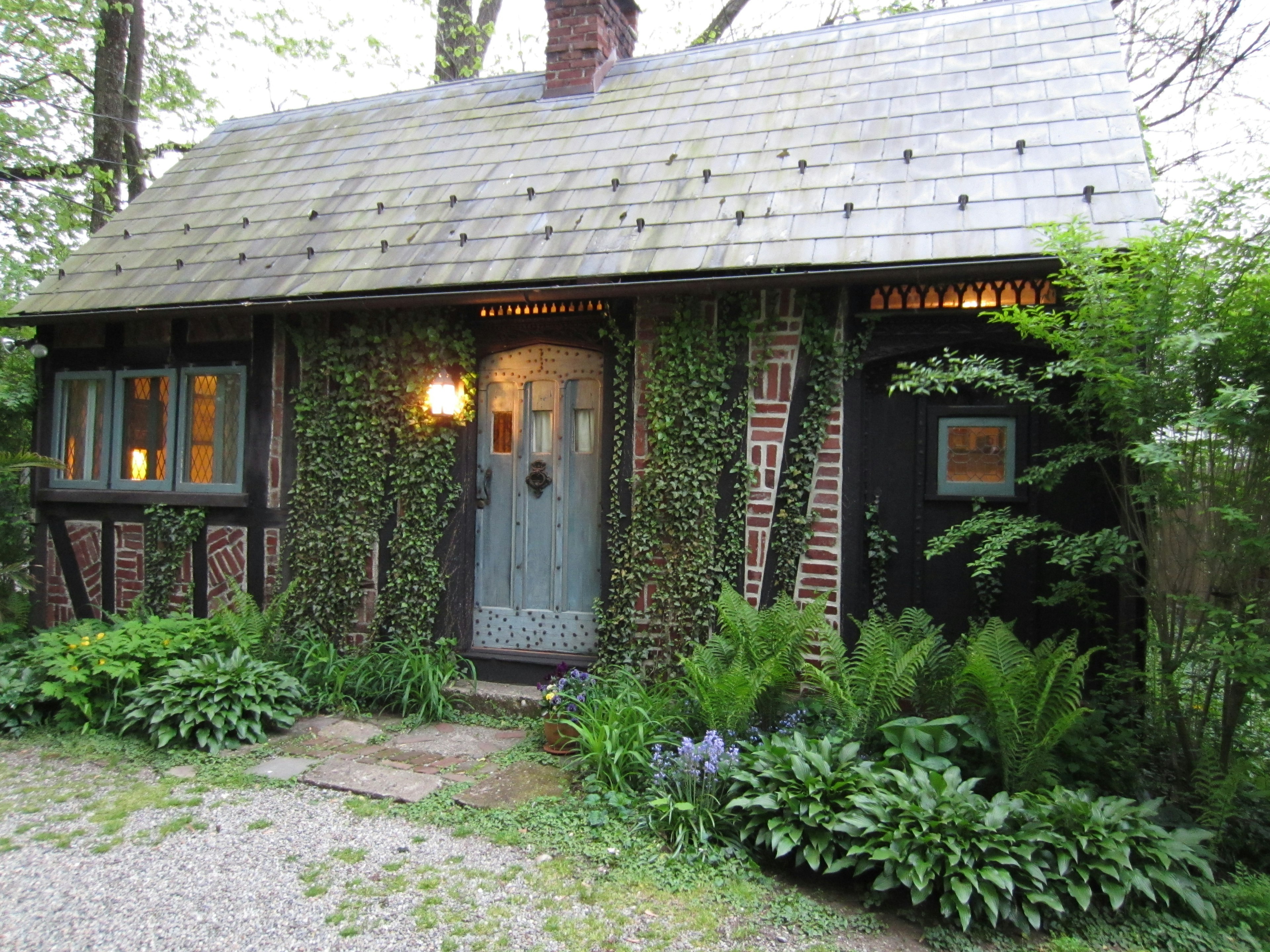 An English-style country cottage in Pennsylvania