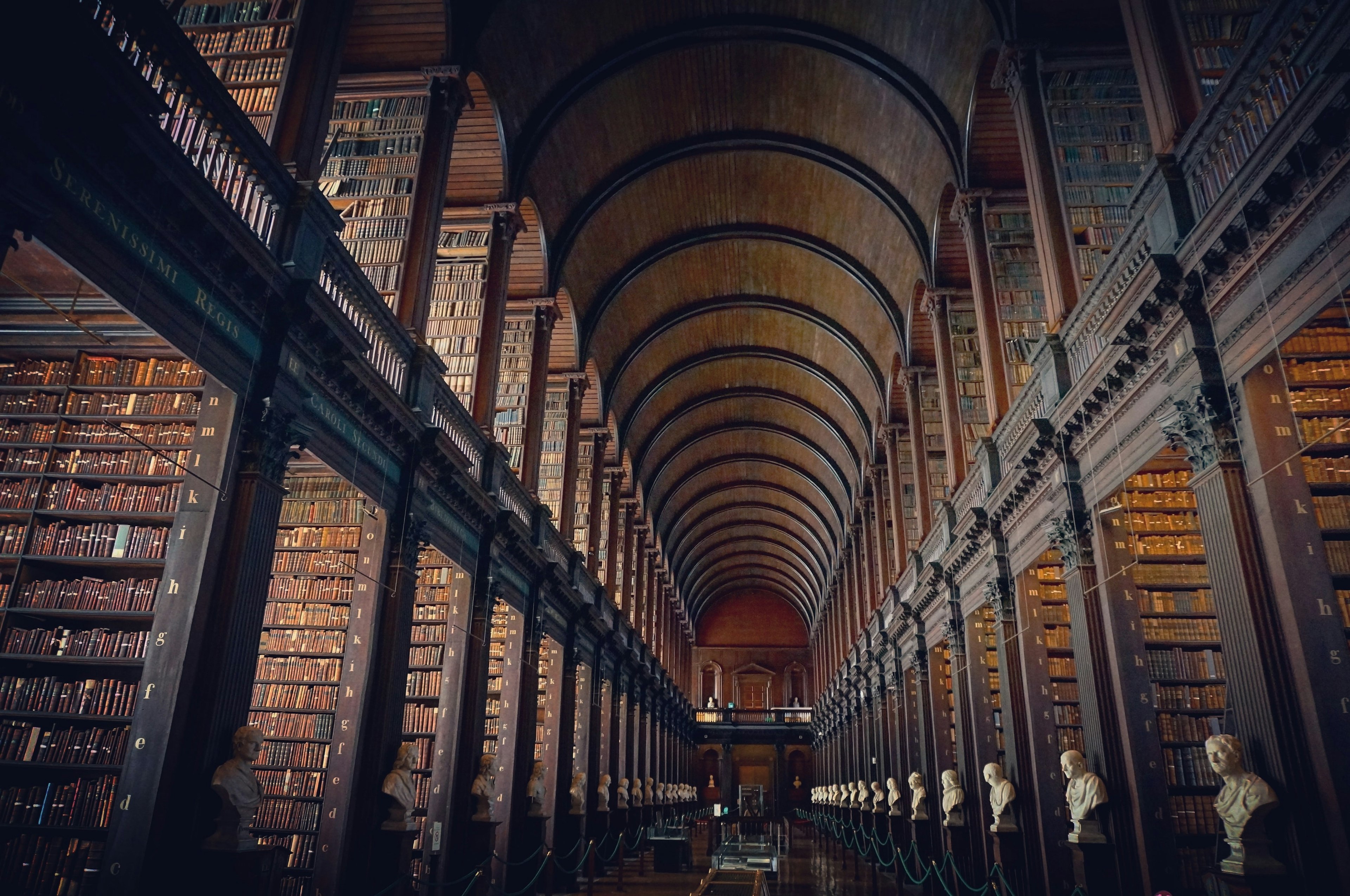 The Long Room, Trinity College.jpg