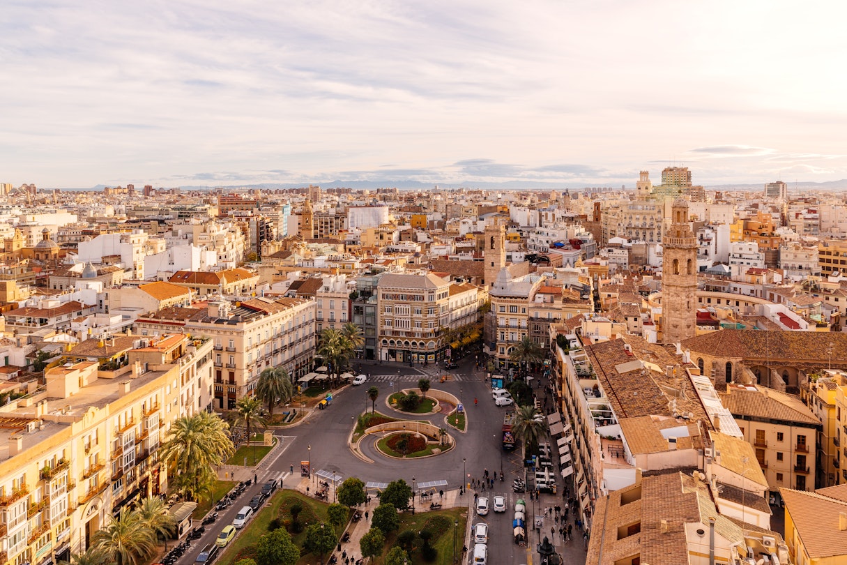 Getting Around In Valencia Lonely Planet