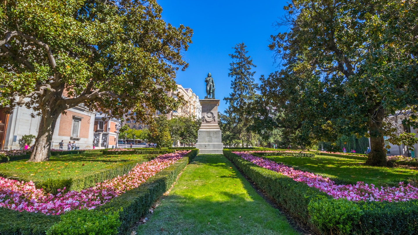 October 1, 2017: Statue of Bartolome Esteban Murillo, next to the Museo del Prado (The Prado Museum) and Real Jardín Botánico.