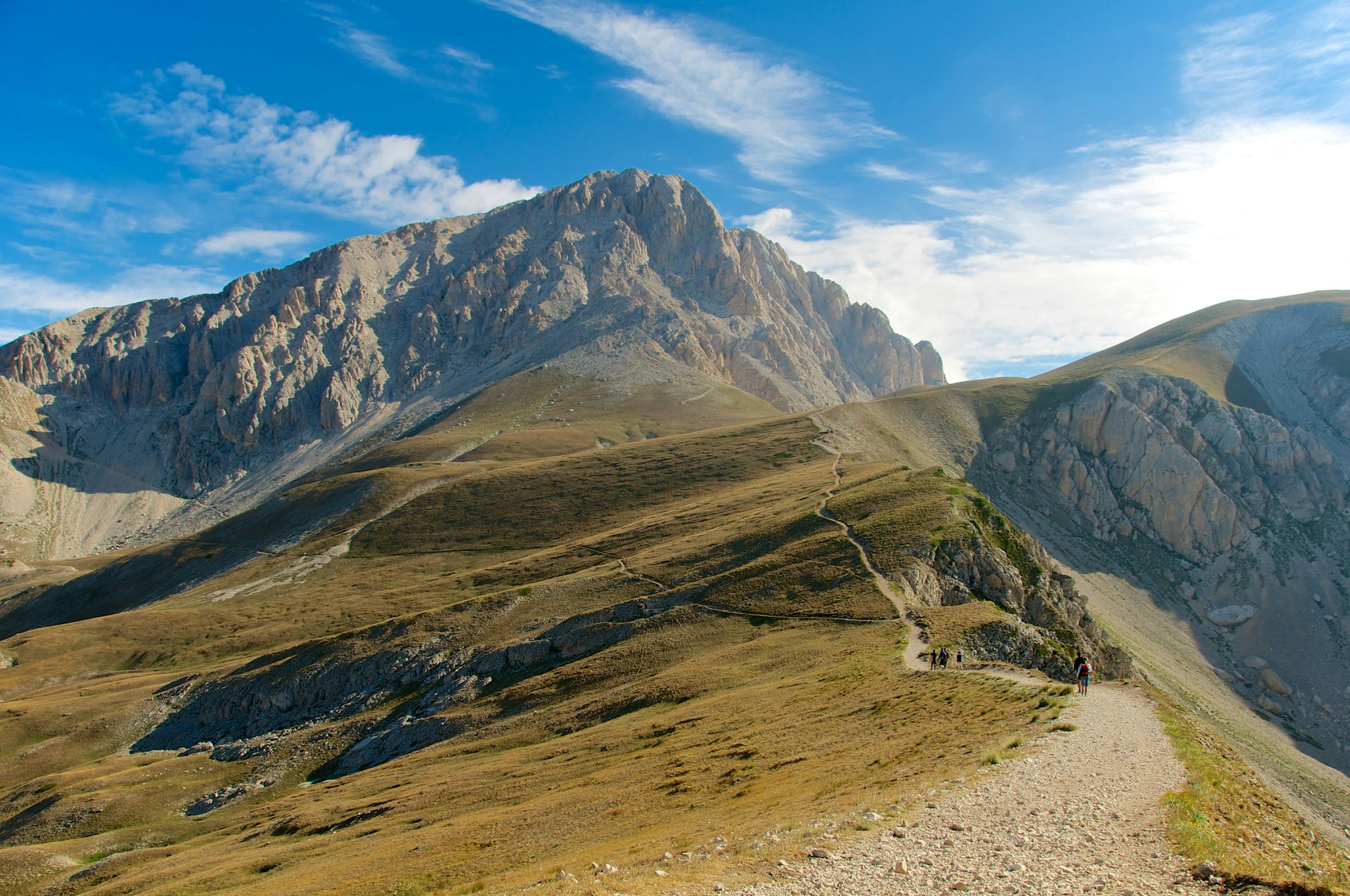 A trail in the mountains in Abruzzo