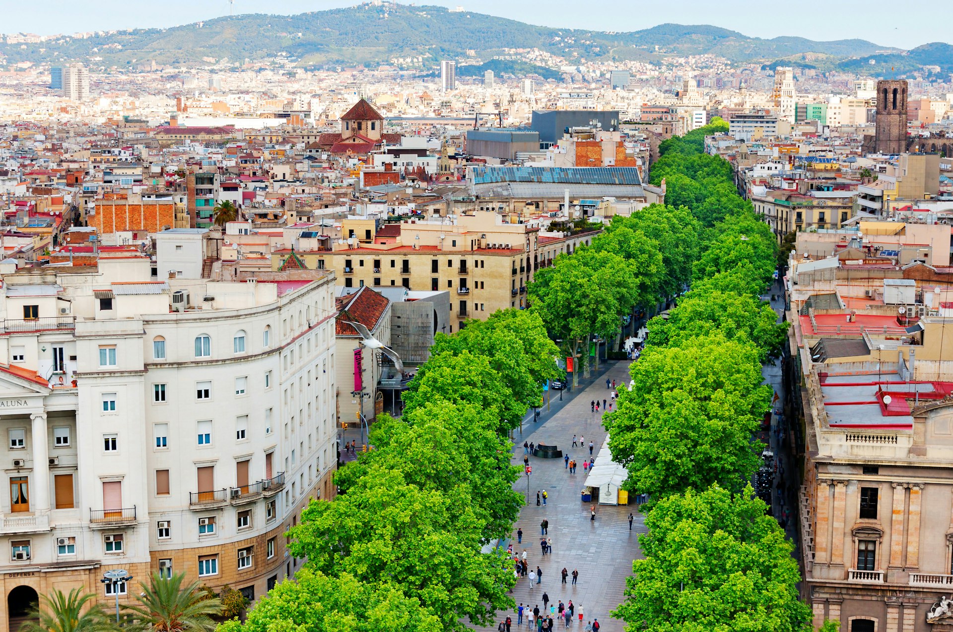 The simple way Barcelona is making the city more pedestrian-friendly ...