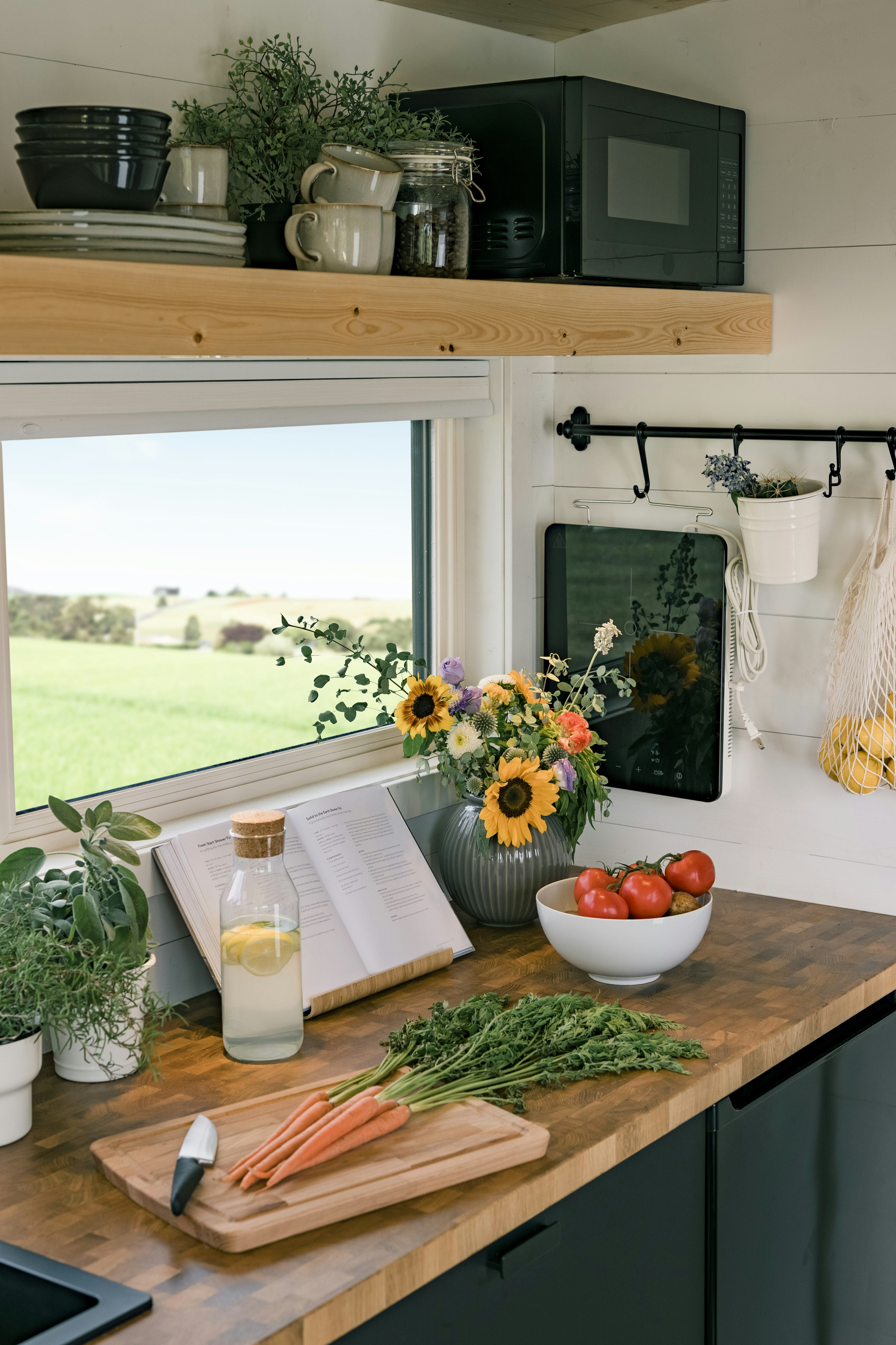 A small wood panelled kitchen unit