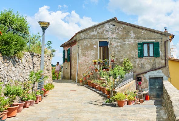The Italian towns where you can bid €1 on a house