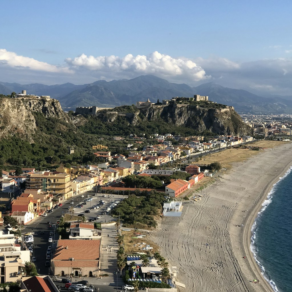Messina’s coastline and the potential origin of the Giacoppo family