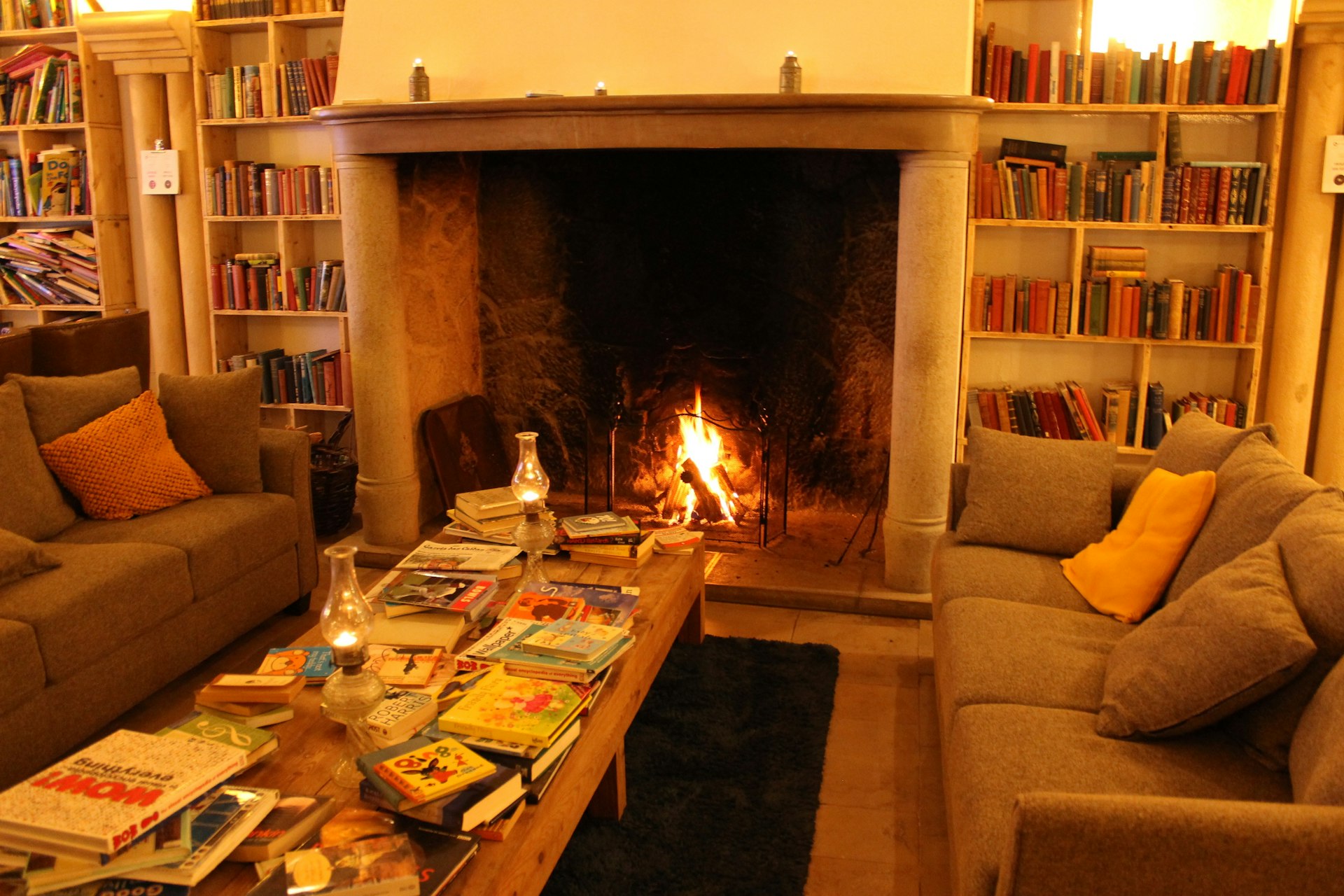 One of the hotel's cosy common spaces © The Literary Man
