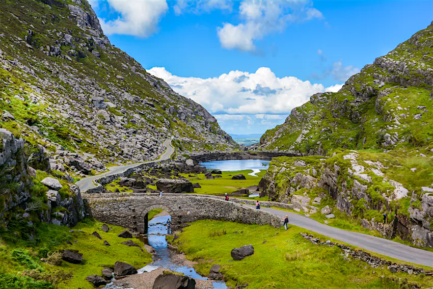 shutterstockRF_450108916.jpg Stone bridge at the Gap of Dunloe in County Kerry, Ireland