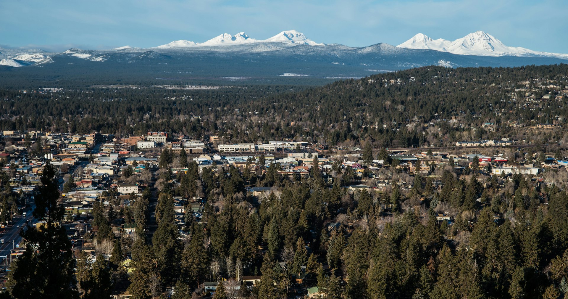 Bend OR with Cascade Range