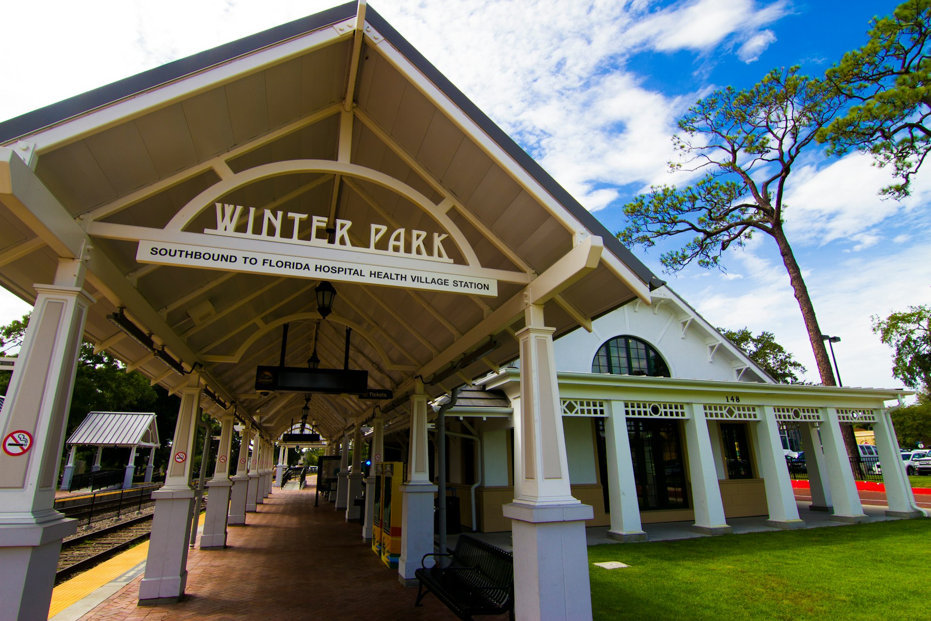 A train station reading "Winter Park"