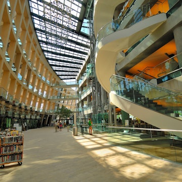 Hailed as an example of outstanding civic Architecture the City Public Library at Salt Lake City has a high reputation, Utah