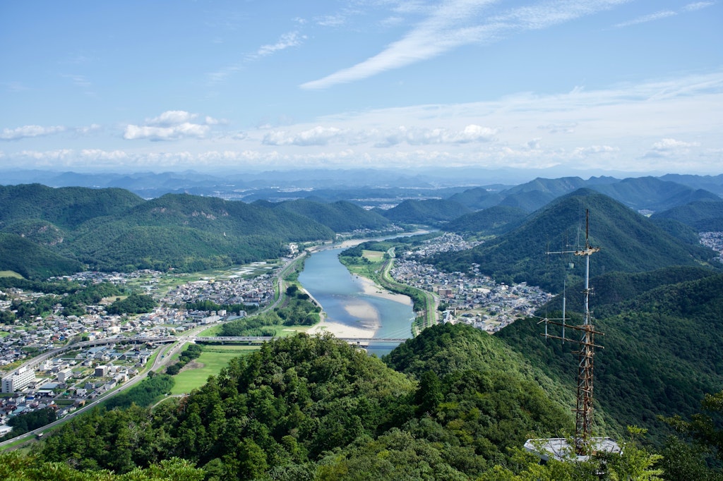 Scenic treks through the sacred mountains of Gifu and Ishikawa – Lonely ...