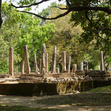 Magul Maha Viharaya, ancient Buddhist temple, Pottuvil, Arugam Bay, Sri Lanka