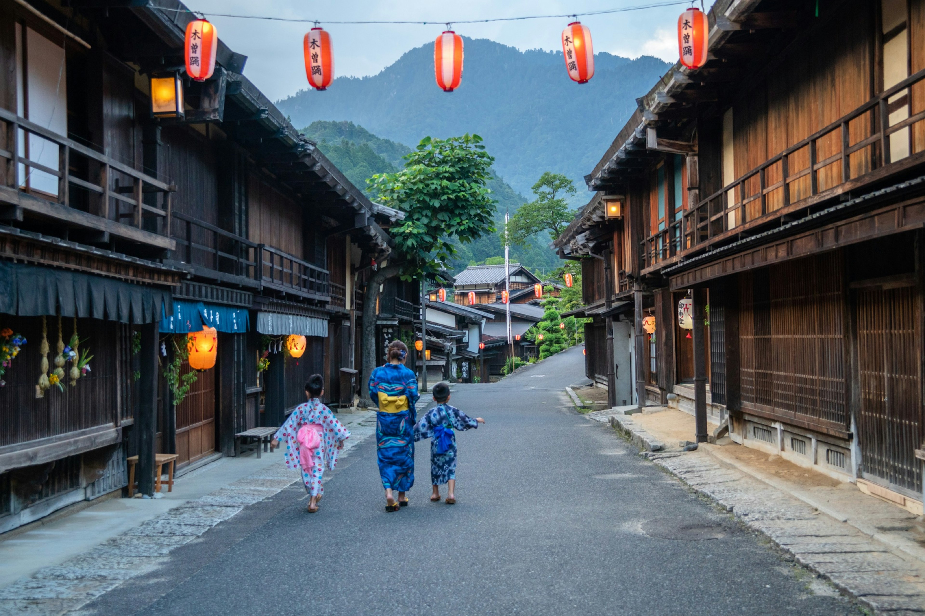 Nakasendo_tsumago.jpg