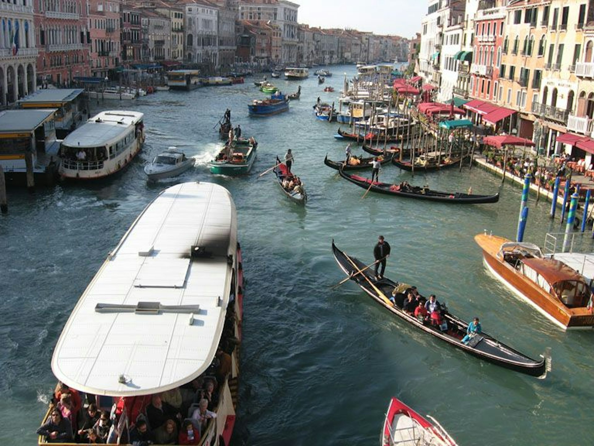 Rush Hour in Venice ©Ashley Hamel/Lonely Planet