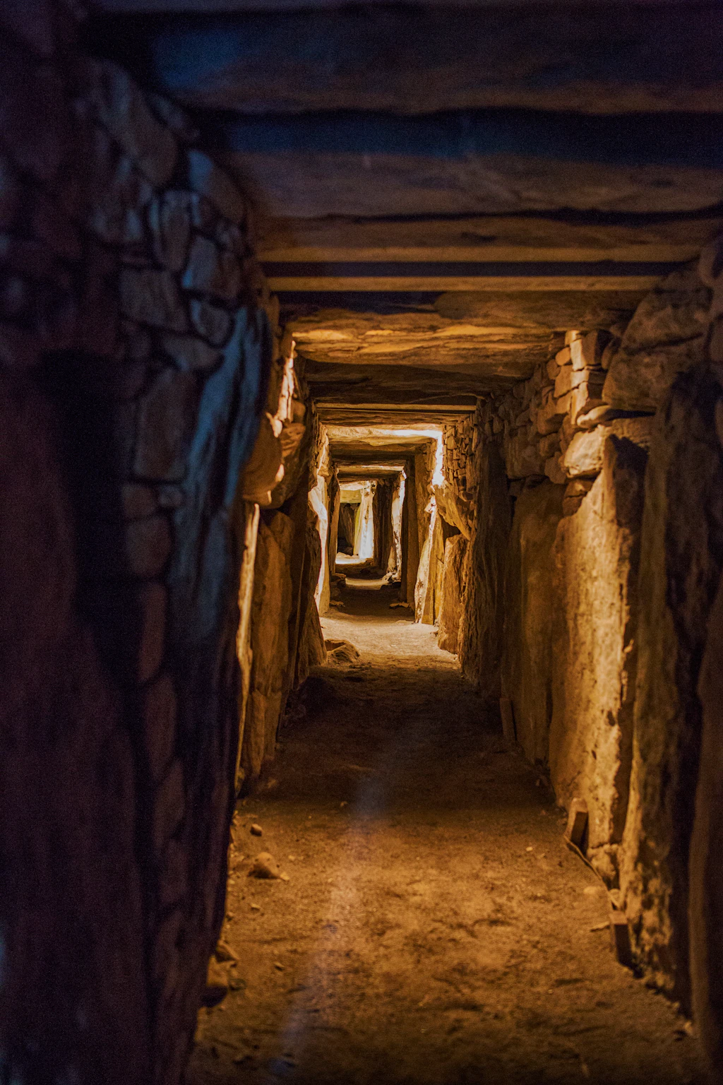 The megalithic tombs in new range Winter solstice in Newgrange