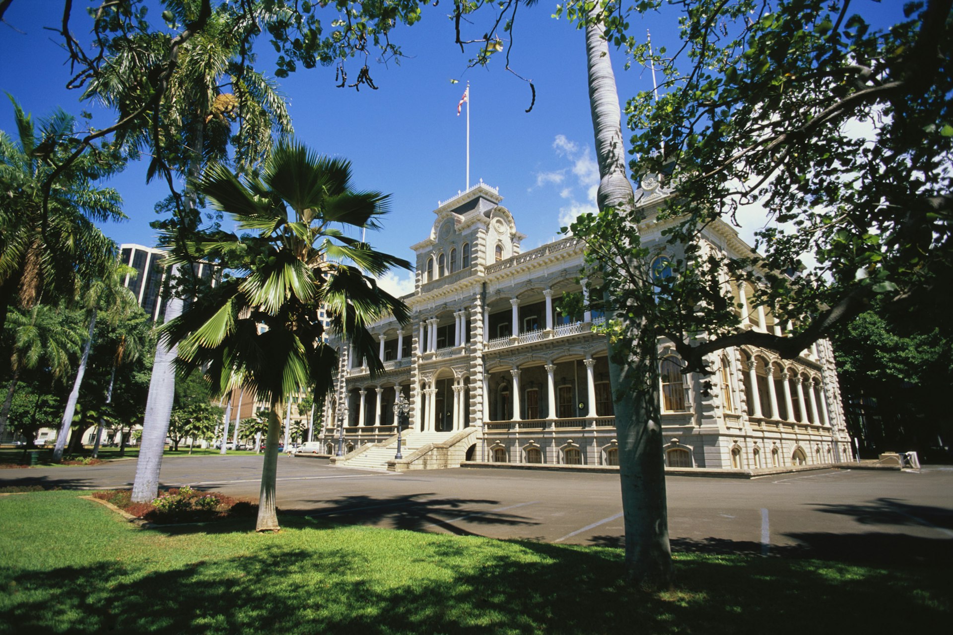 Exterior shot of Iolani Palace was built under King David Kalakaua in 1882