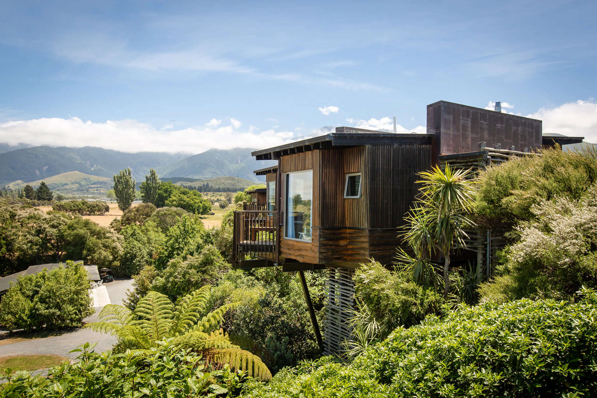 Luxury Eco-Stays In New Zealand photo