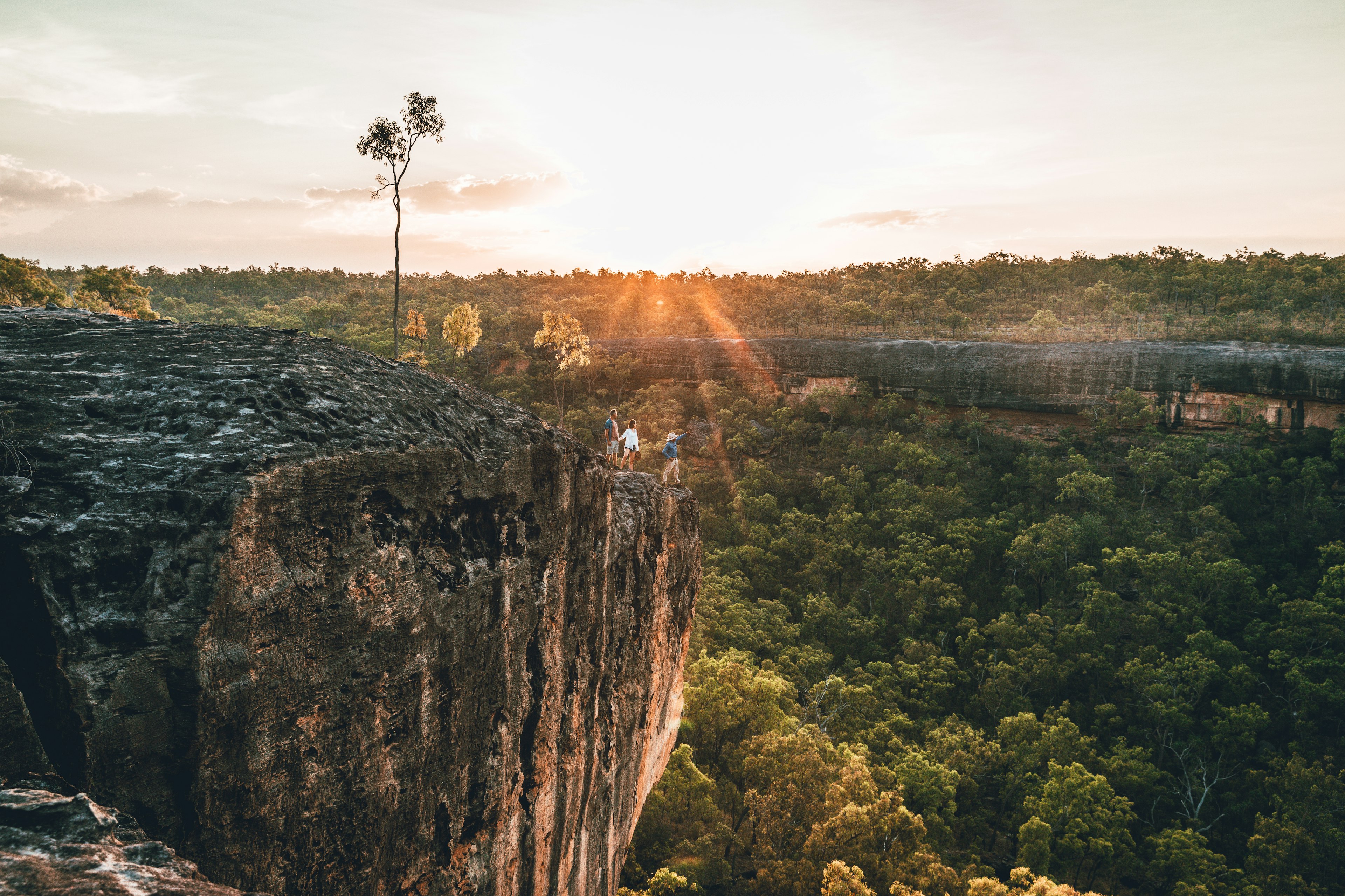 Jarramali Rock Art Tours-look out credit TTNQ.jpg