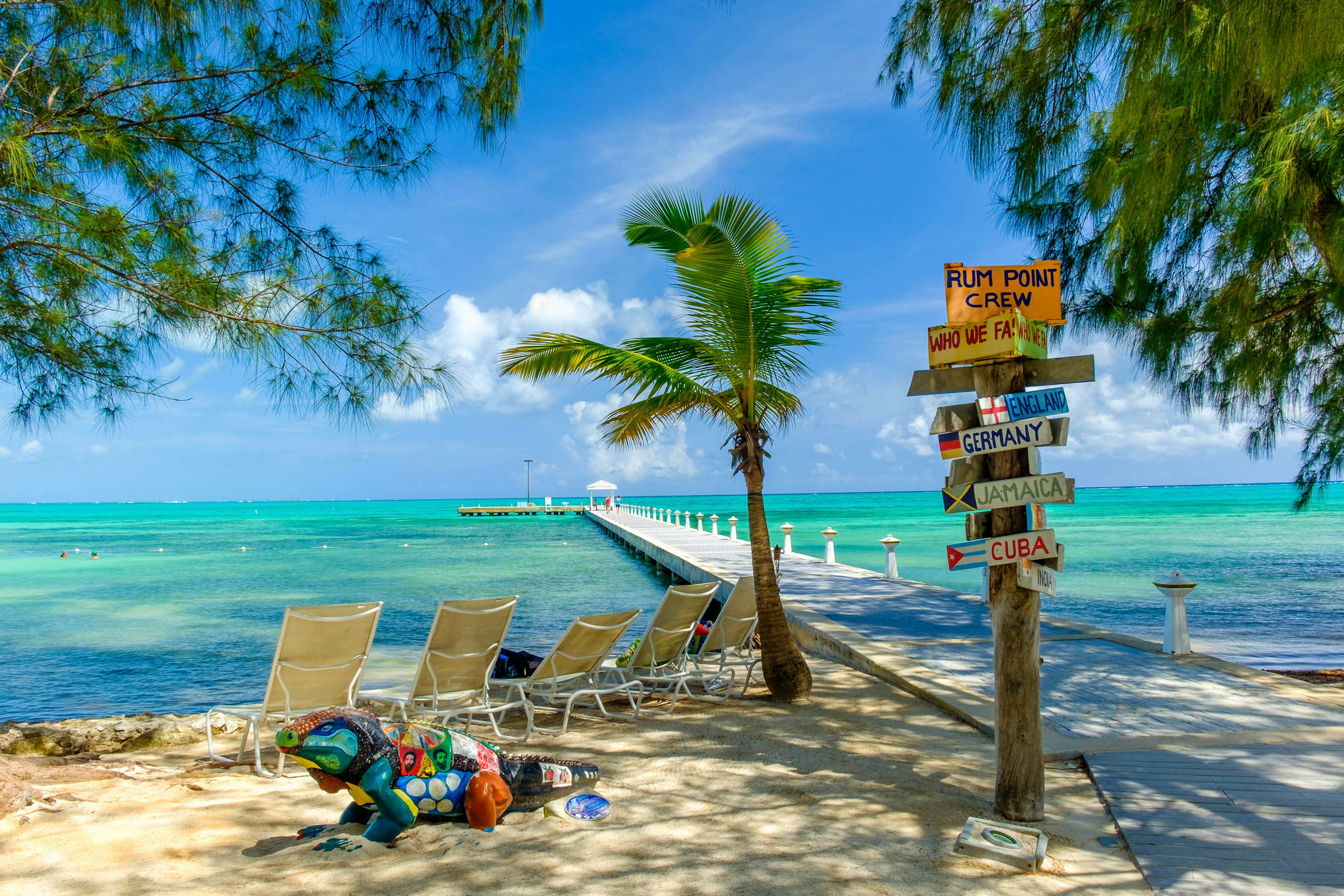 Rum Point beach on the Cayman Islands with view on the Caribbean Sea