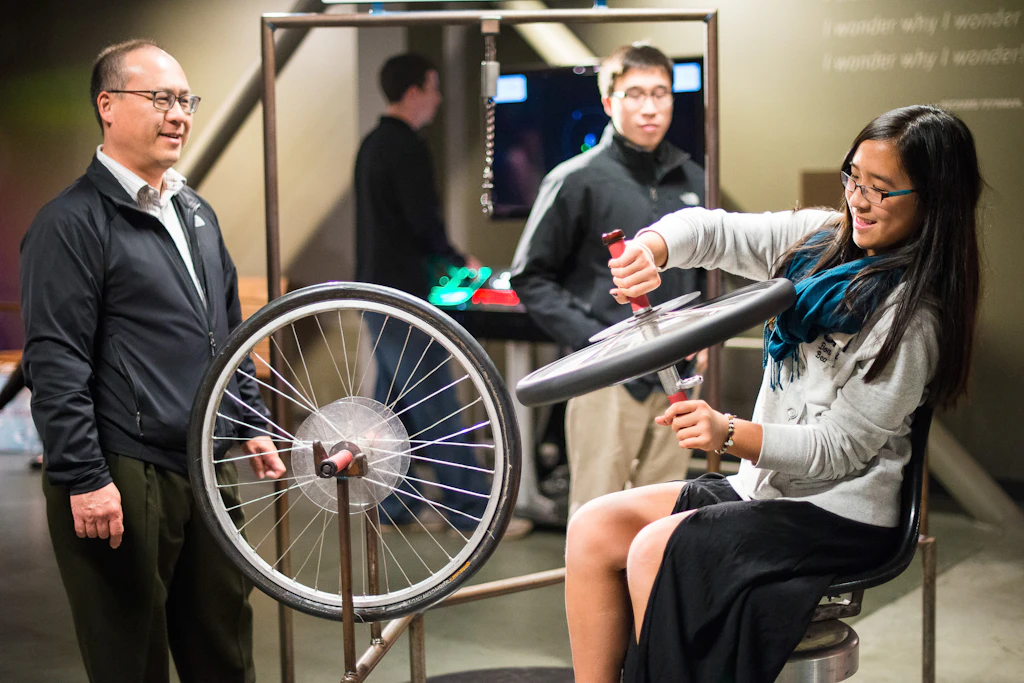 16_BicycleWheelGyro_DSC_6995_GL.jpeg