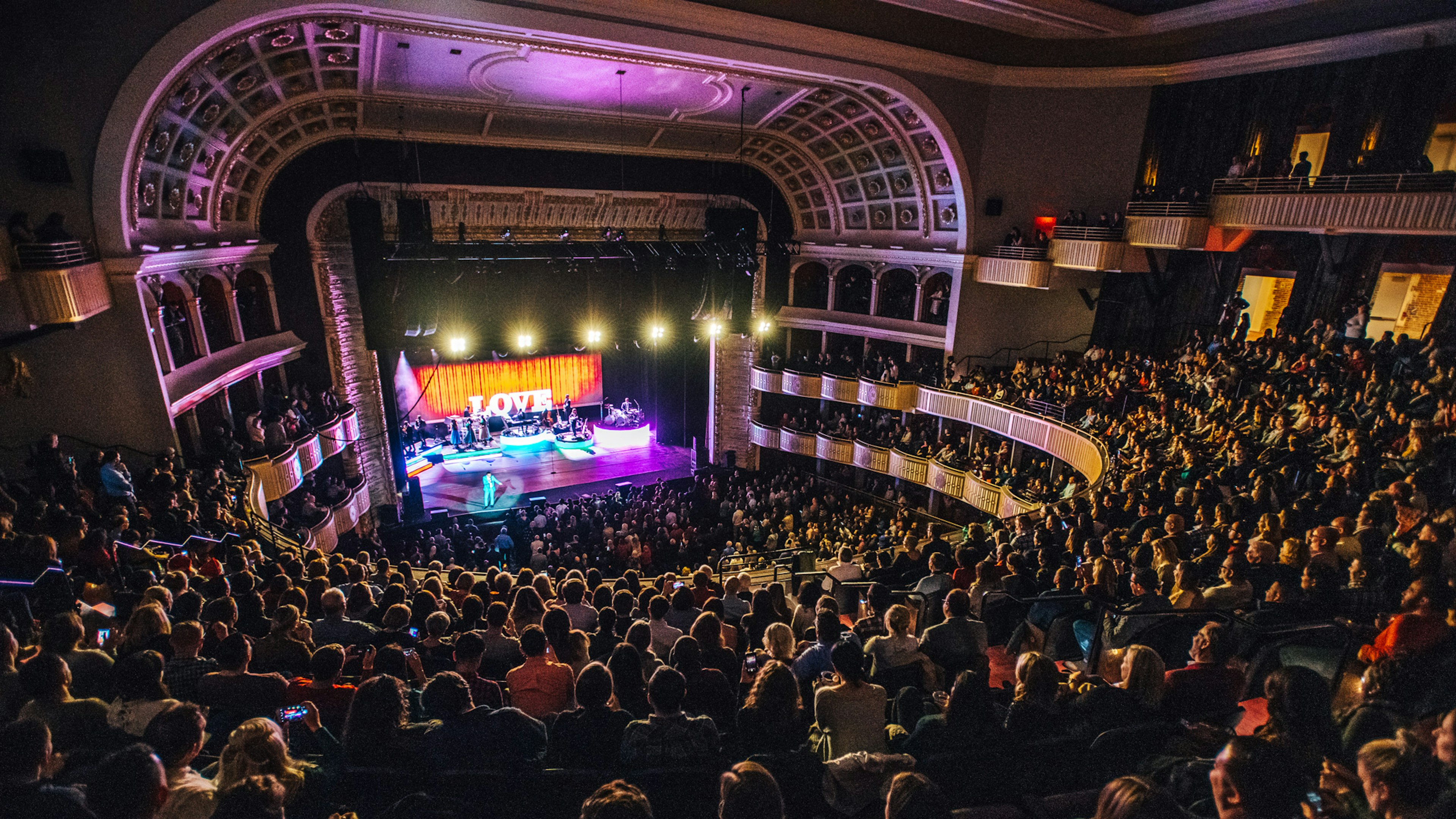 A huge audience watches a performance at The Met in Philadelphia