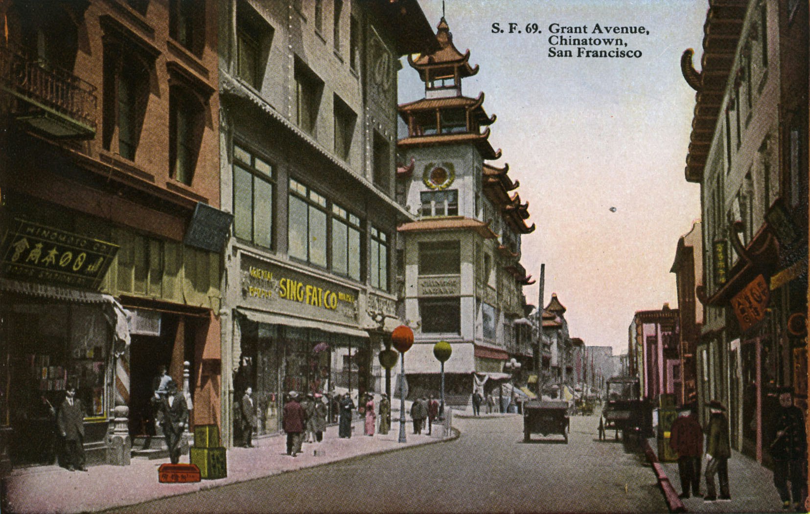 San Francisco: Chinatown, Grant Avenue  (Photo by Culture Club/Getty Images) *** Local Caption ***