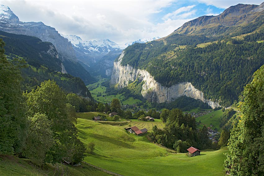 Überblick über das Lauterbrunnental, Schweiz