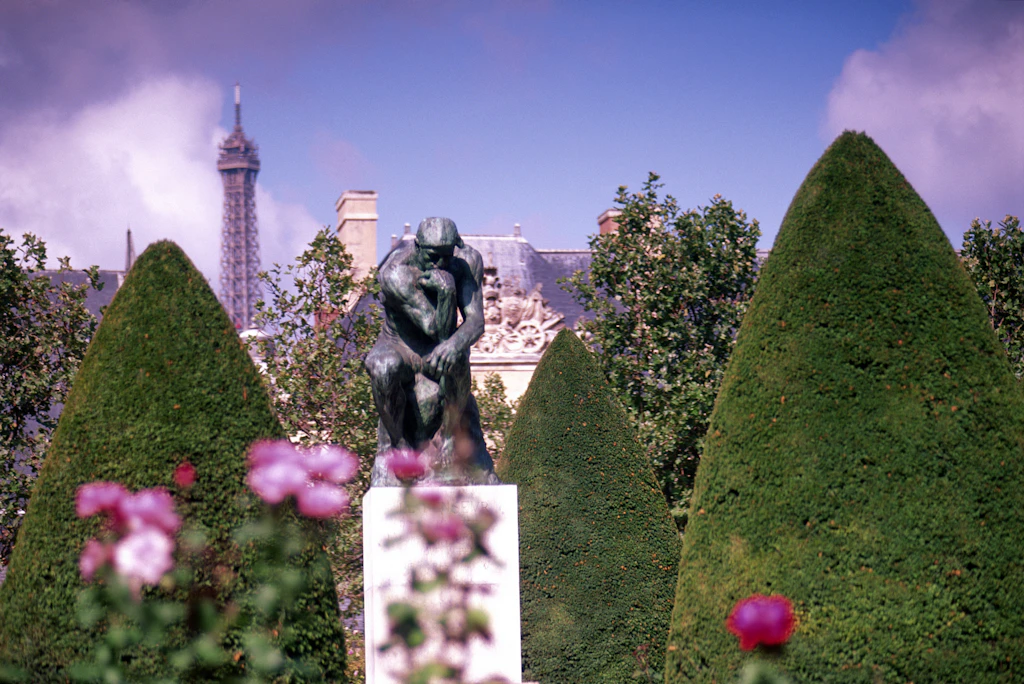 RODINS THINKER, EIFFEL TOWER IN BACKGROUND Rodin's 'The Thinker' with the Eiffel Tower in the background