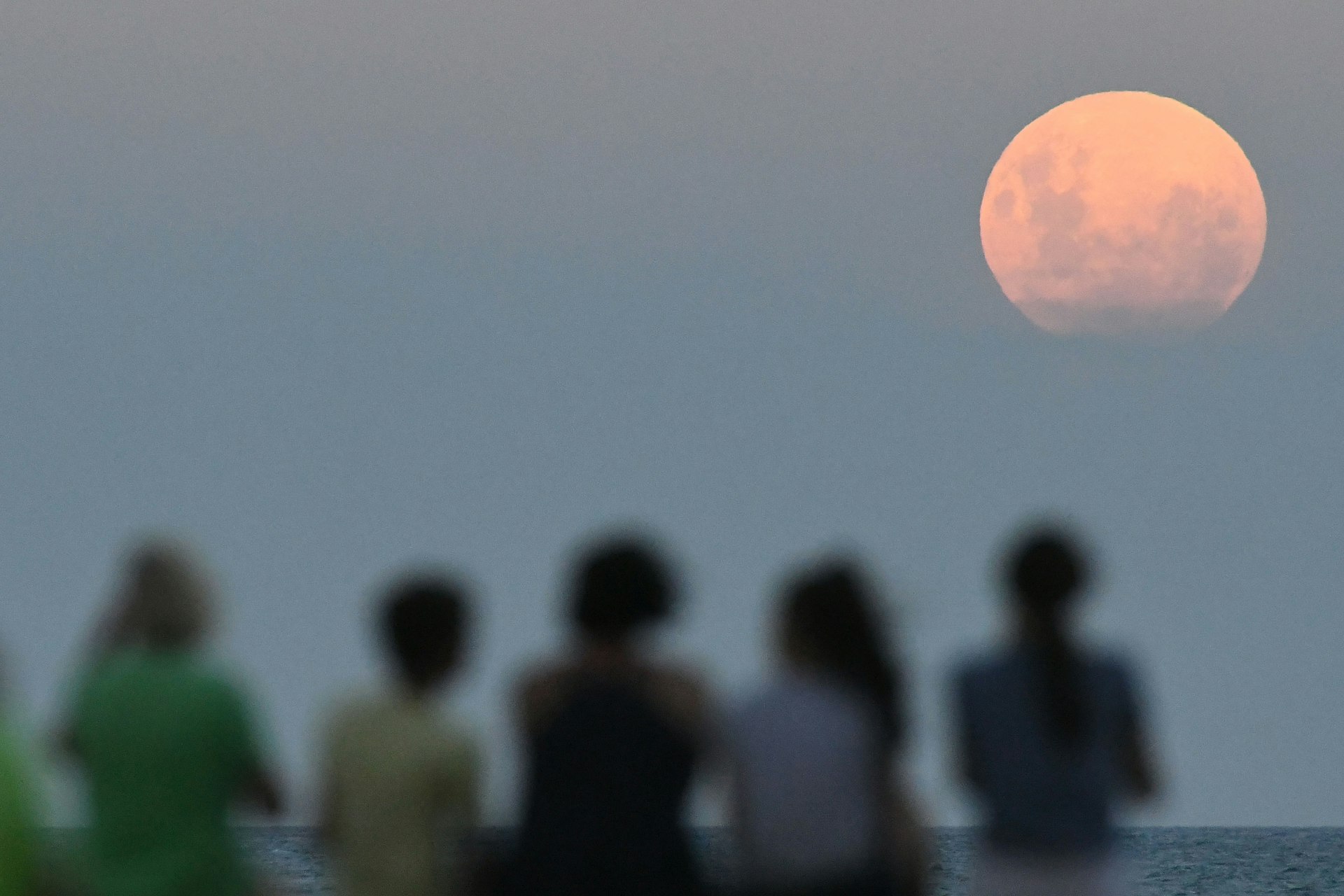 Super moon seen from New Zealand