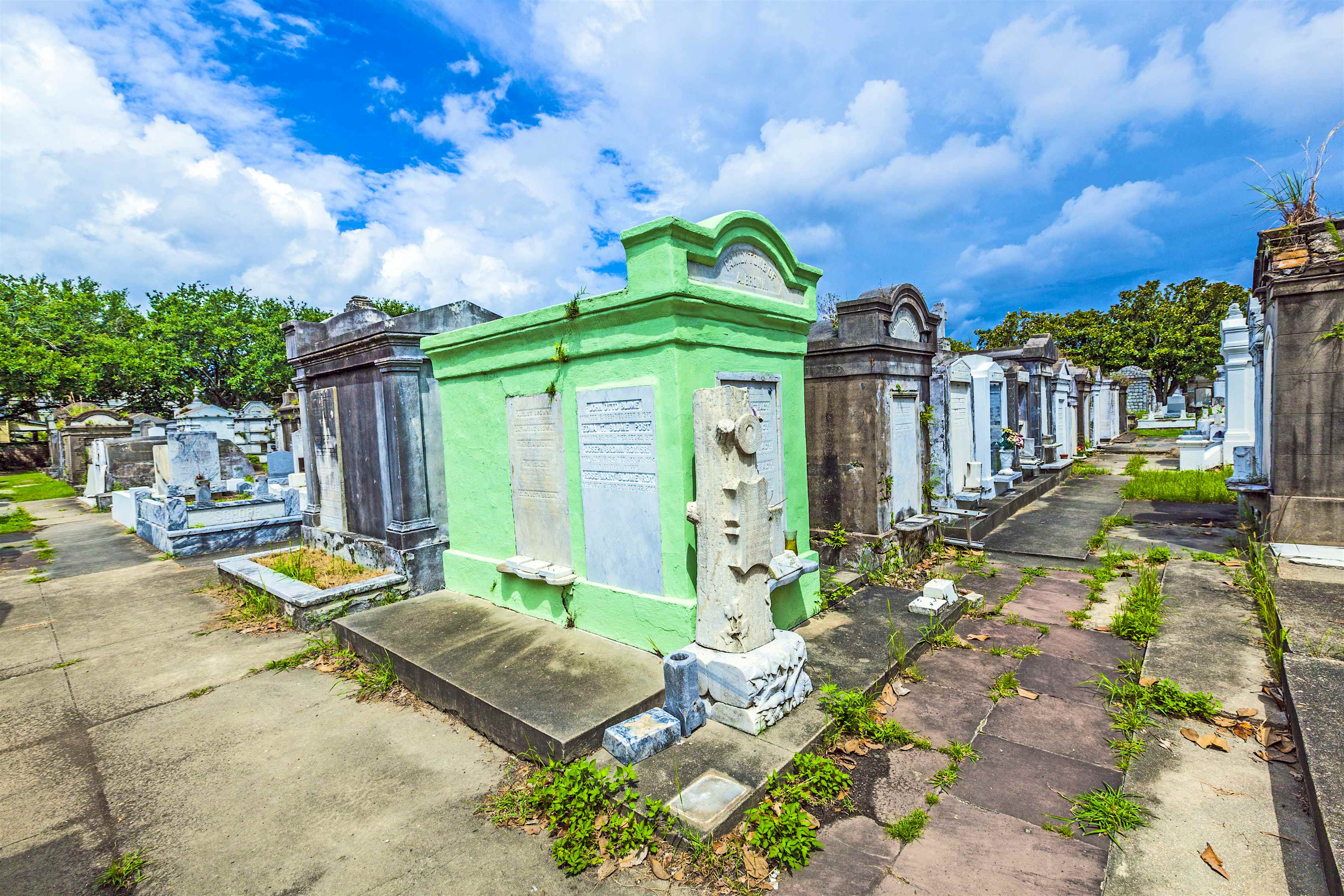 new orleans tour cemetery