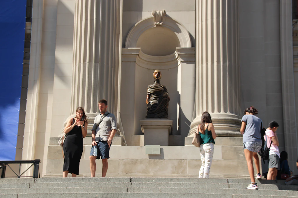 For the first time statues on the facade of Met-Museum