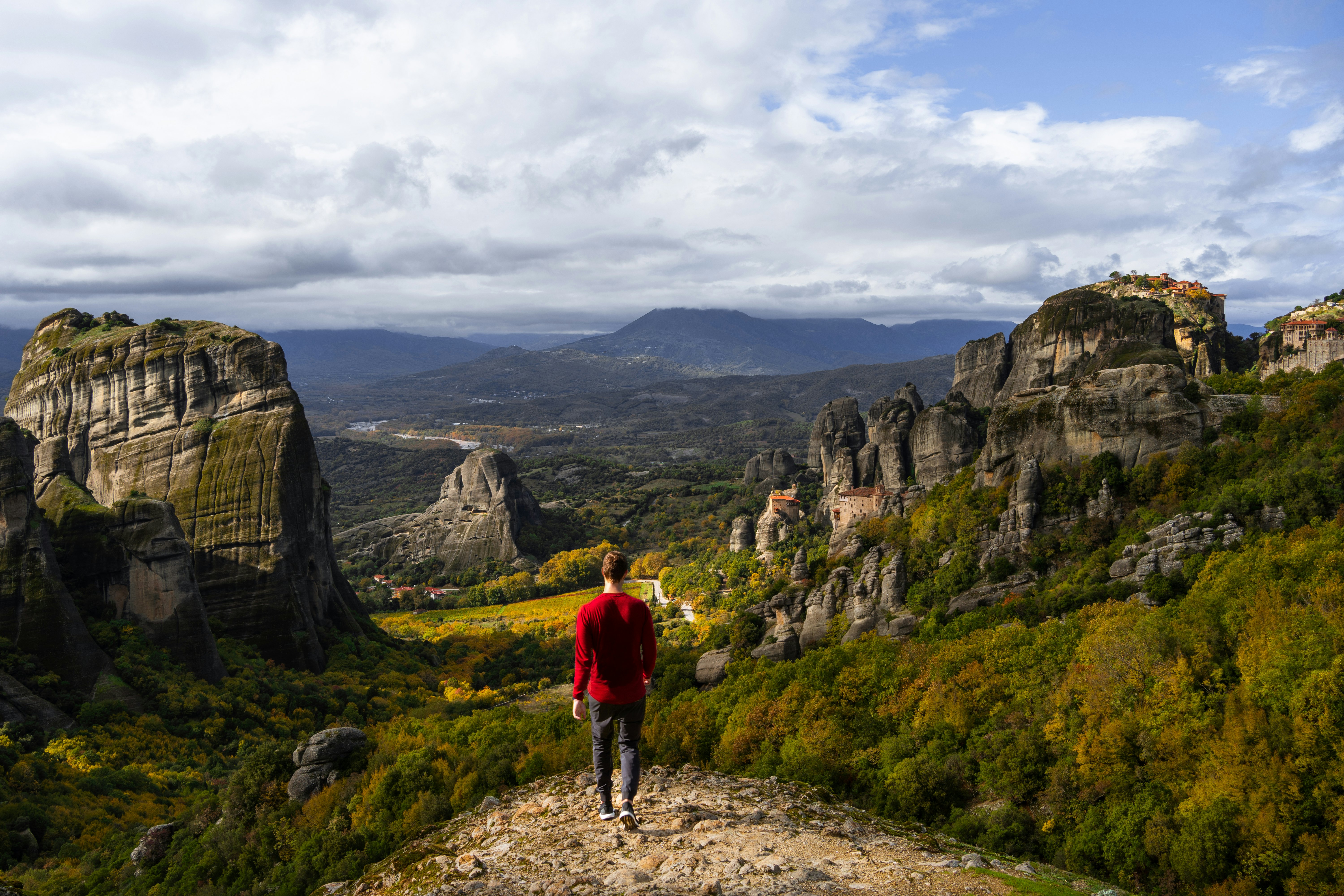 View,Of,The,Valley,From,Meteora,,Kalabaka,,Greece