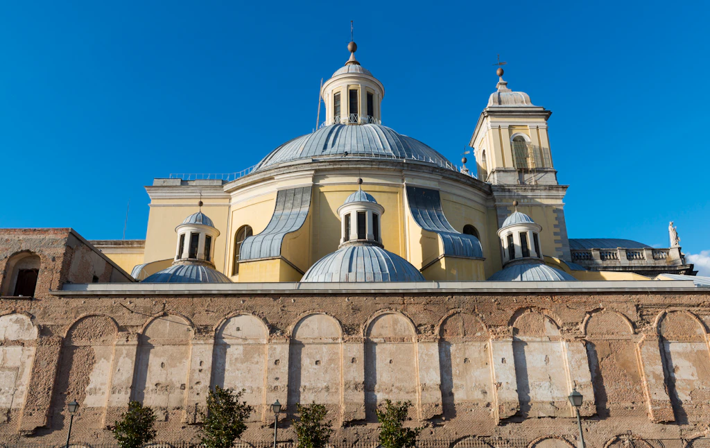 Royal Basilica of San Francisco el Grande, Madrid Royal Basilica of San Francisco el Grande, Madrid