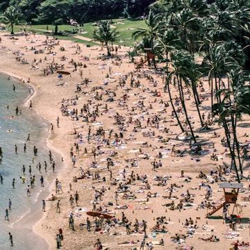USA, Hawaii, Oahu, Hanauma Bay Nature Preserve, a Nature Preserve and a Marine Life Conservation District inside a volcanic crater