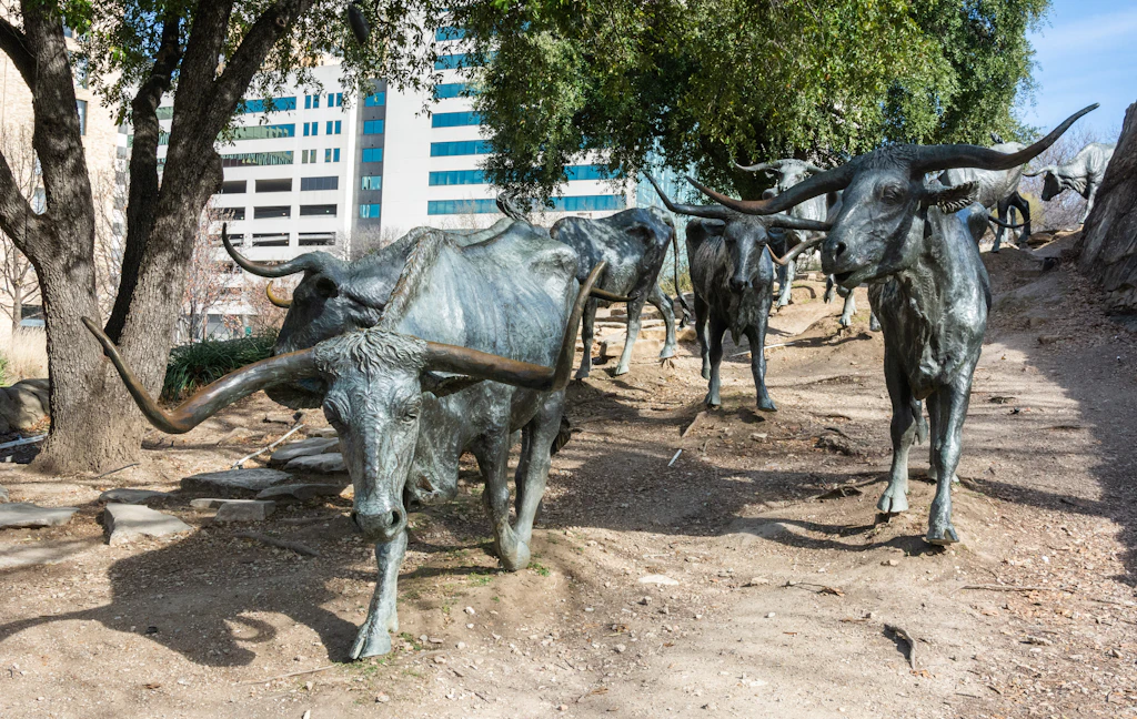 Cow sculpture at Pioneer Plaza Cow sculpture at Pioneer Plaza