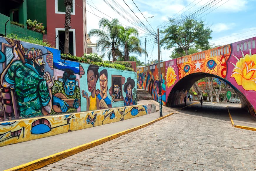 Vy över Barranco gatumålningar i Lima, Peru