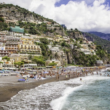 Crowded beach at Positano.