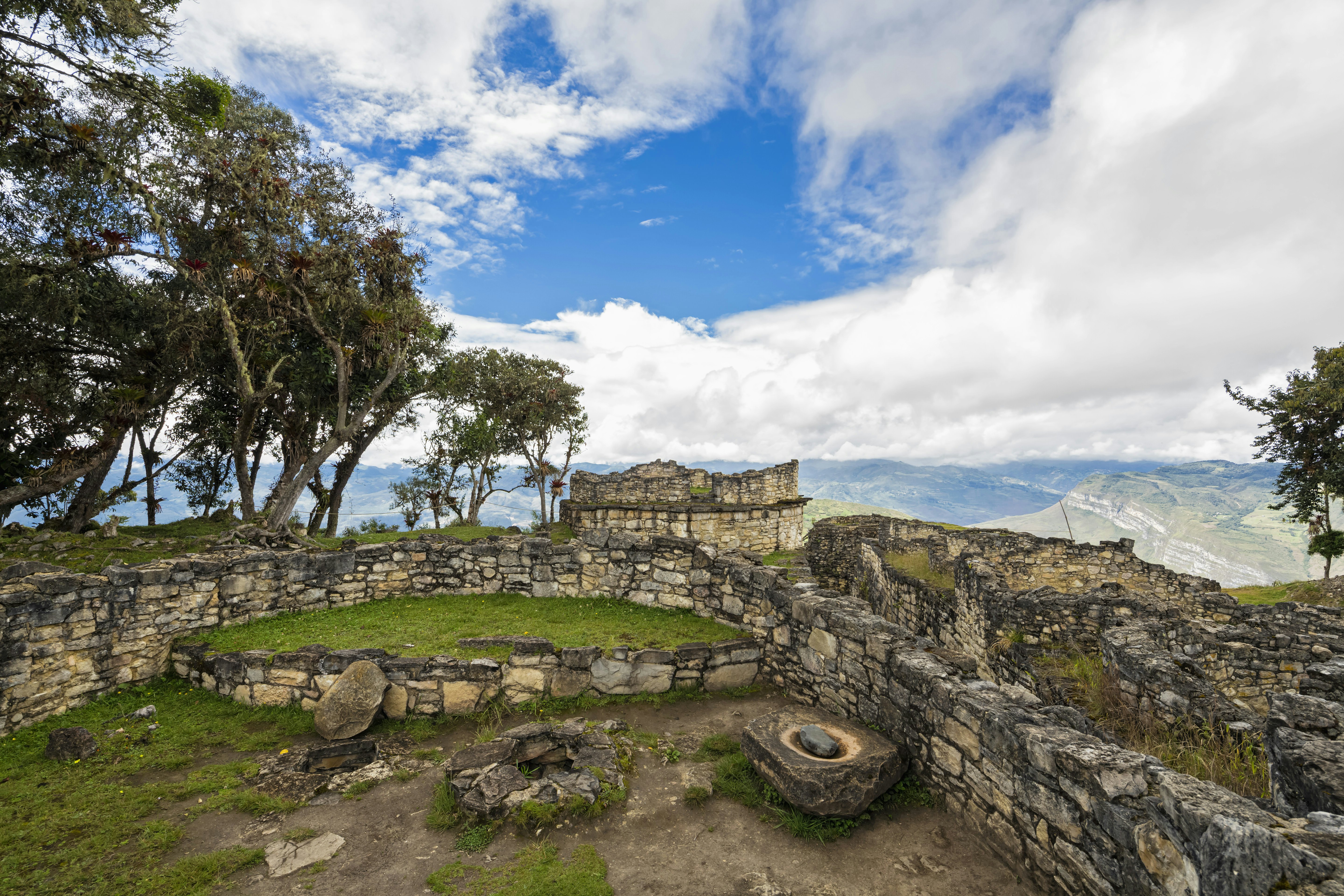 The stone ruins of the Fortaleza de Kuelap.