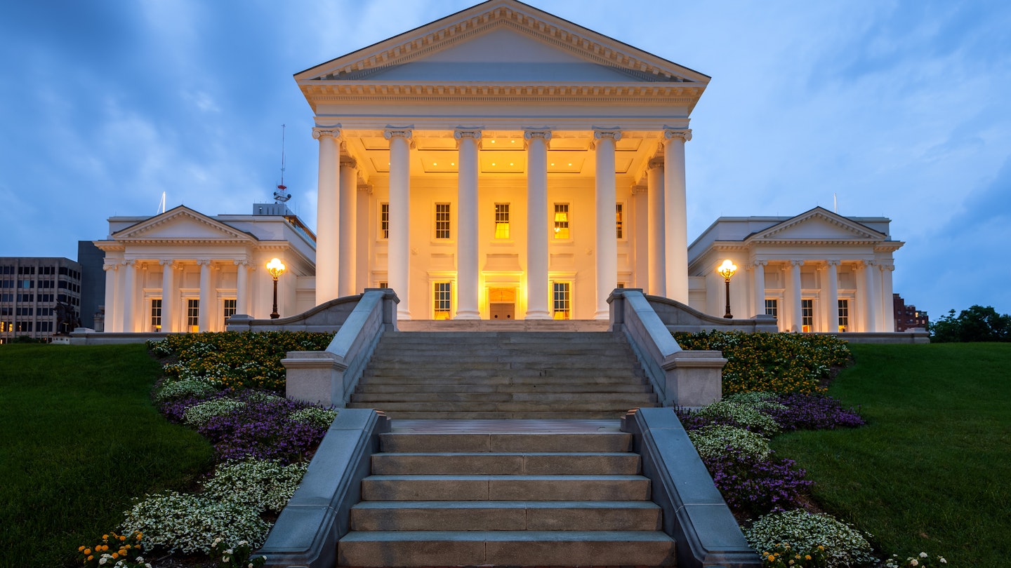 Virginia State Capitol, Richmond, Virginia, America  Photograph taken after sunset  The Capitol Building houses the oldest elected legislative body in USA, first established as the House of Burgesses in 1619
