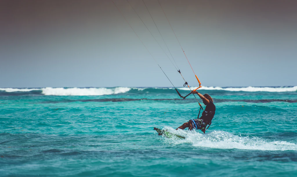 Isla Blanca kite surfing.jpg Isla Blanca kite surfing.jpg