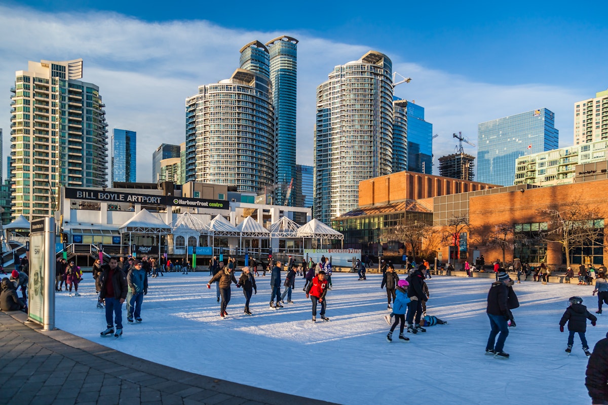 February 6, 2016: Crowd of skaters at Harbourfront Centre public skating rink.