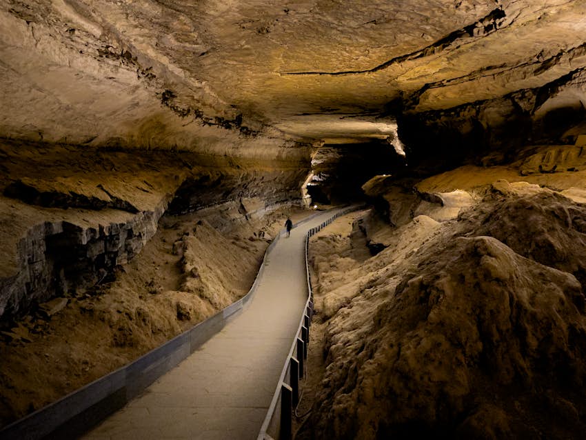 Stalactities, stalagmites and huge subterranean passageways are the key features of Mammoth Cave A huge passageway in Mammoth Cave, Kentucky